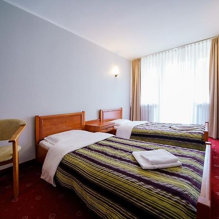 Hotel Promenada Zegrze Białobrzegi Exteriér fotografie