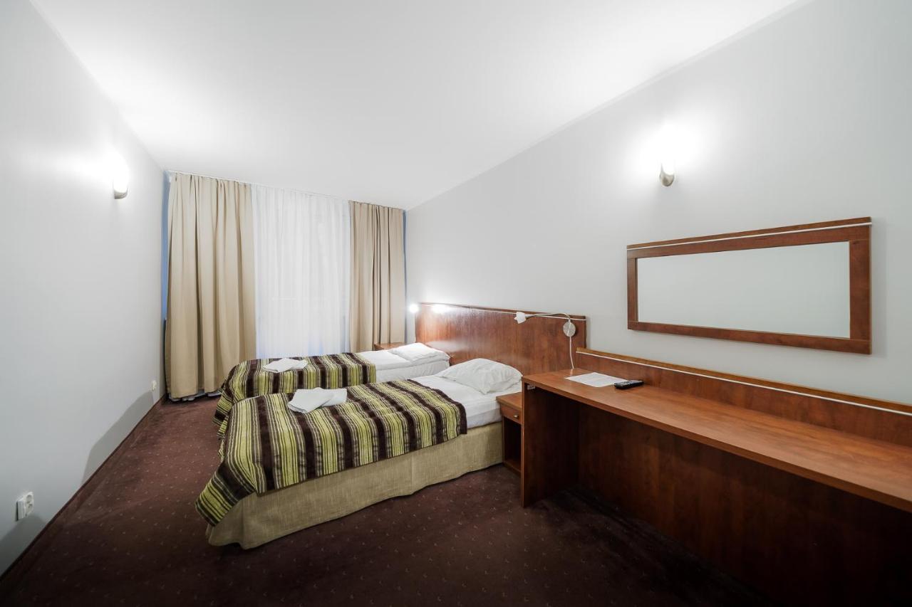 Hotel Promenada Zegrze Białobrzegi Exteriér fotografie