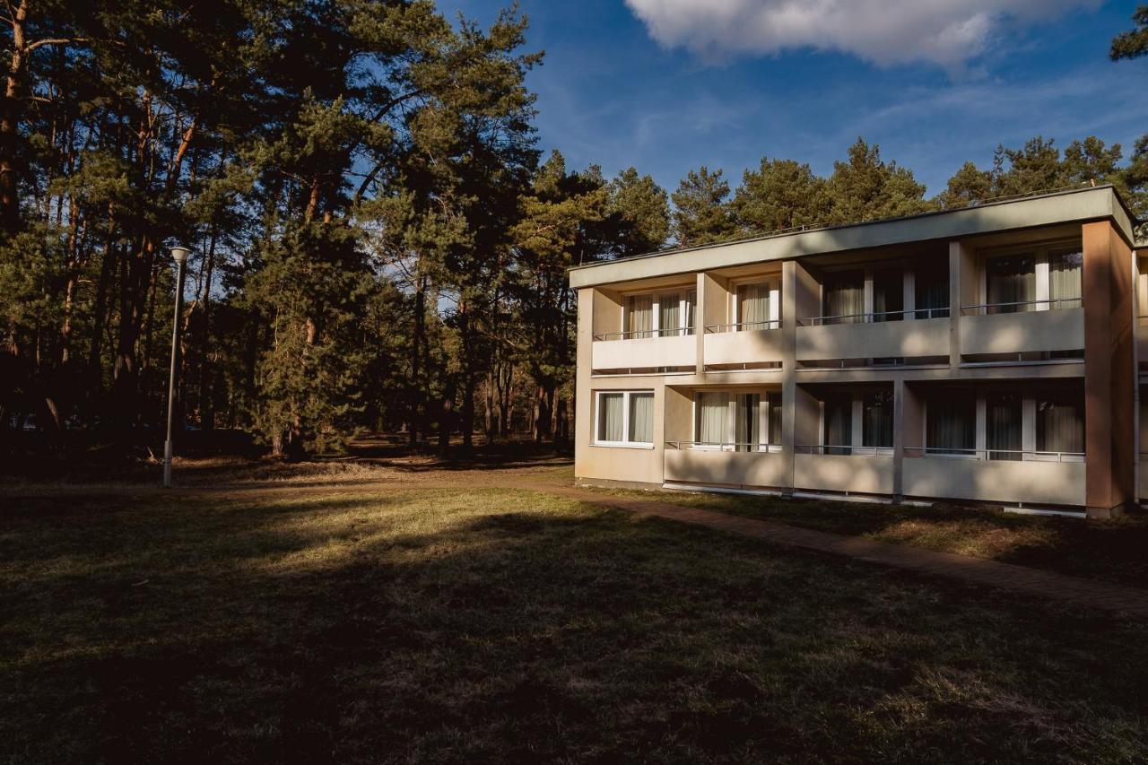Hotel Promenada Zegrze Białobrzegi Exteriér fotografie