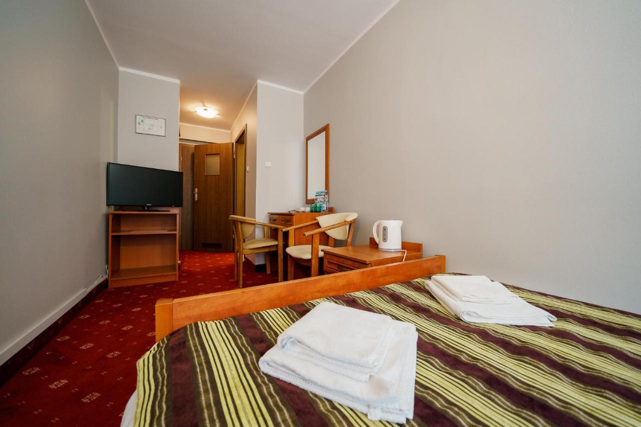 Hotel Promenada Zegrze Białobrzegi Exteriér fotografie