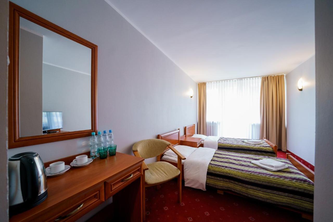 Hotel Promenada Zegrze Białobrzegi Exteriér fotografie