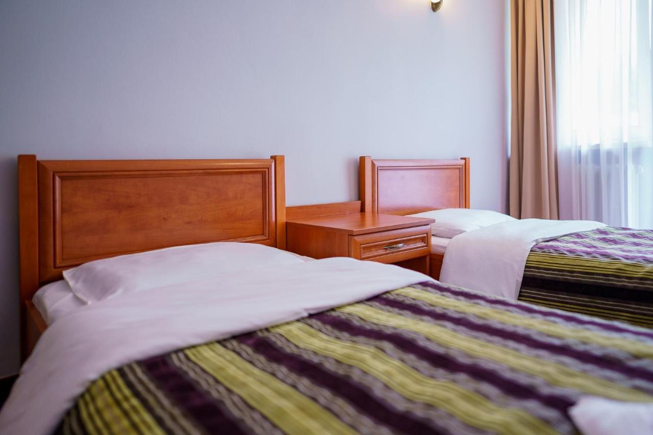 Hotel Promenada Zegrze Białobrzegi Exteriér fotografie