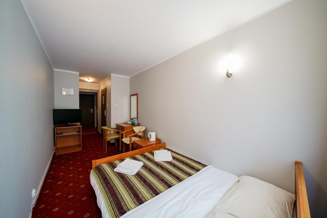 Hotel Promenada Zegrze Białobrzegi Exteriér fotografie