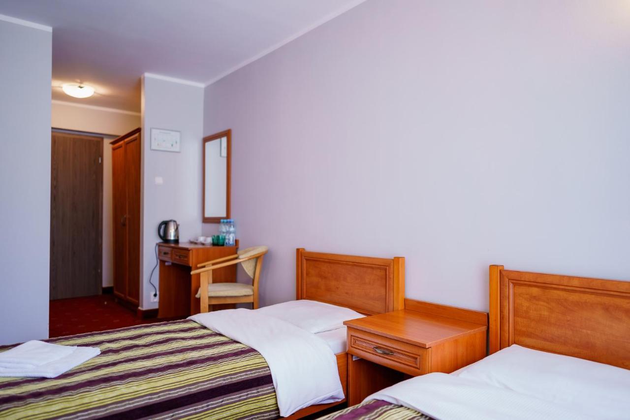 Hotel Promenada Zegrze Białobrzegi Exteriér fotografie
