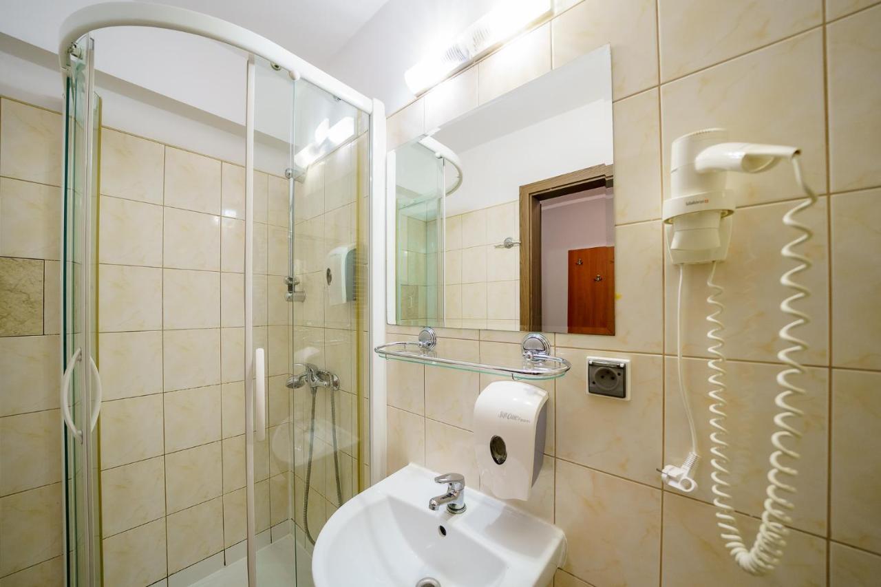 Hotel Promenada Zegrze Białobrzegi Exteriér fotografie